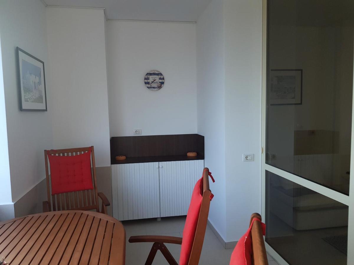 M&i With Sea View * Durrës